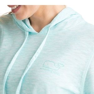 Women’s Vineyard Vines long-sleeve hoodie tee shirt